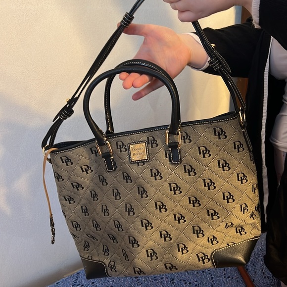 Another favorite I’ve had for years! Great for work or travel! - Picture 4 of 7